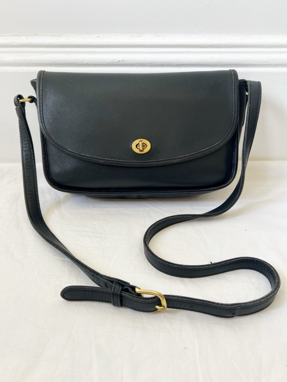 Vintage Coach Black Leather Crossbody with Gold Turn-Lock Made in USA